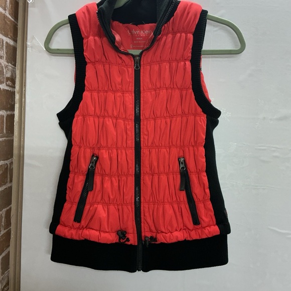 Calvin Klein Red Quilted Sleeveless Puffer Vest with Black Trim - Picture 2 of 5